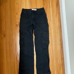 Hollister Mid rise Relaxed Cargo Pants